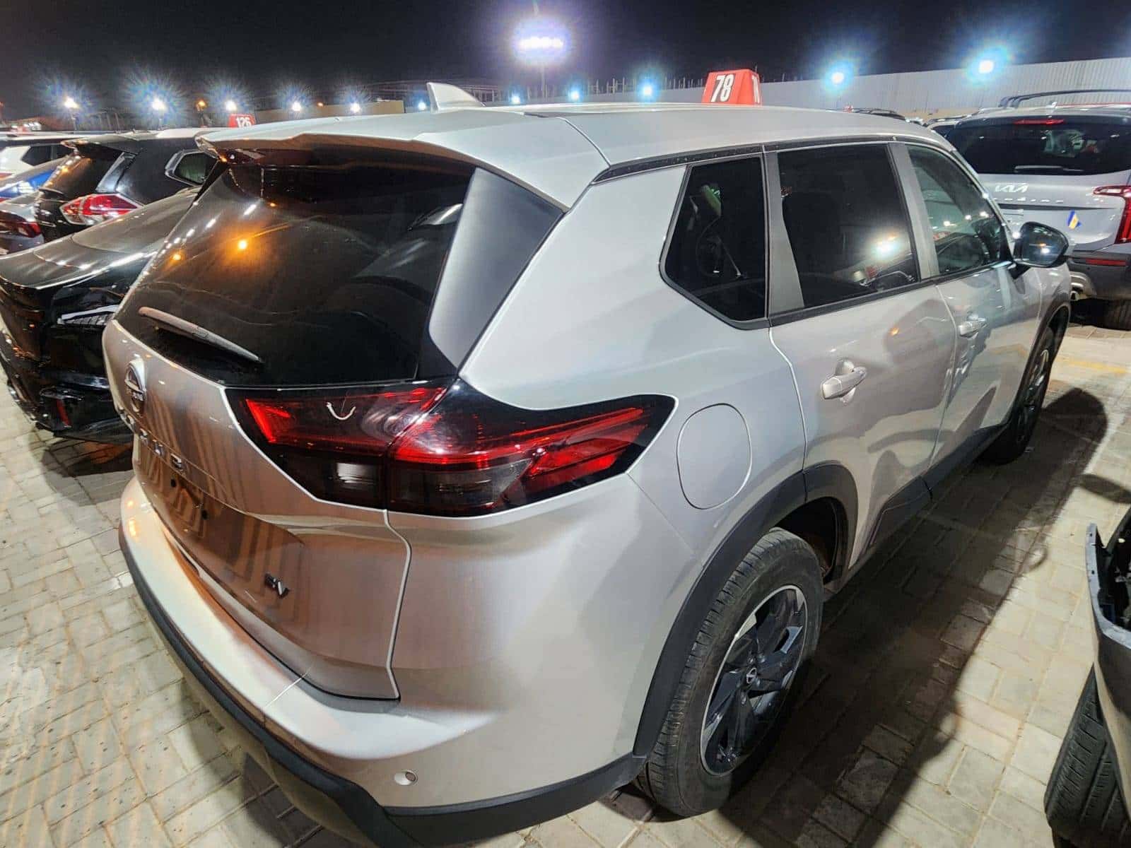 NISSAN ROGUE 2024 thumbnail 5