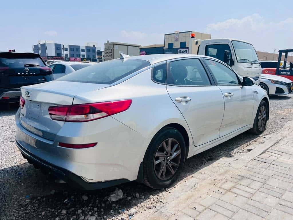 Kia Optima 2019 thumbnail 5