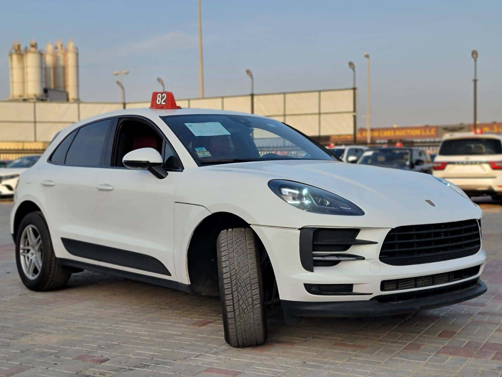 Porsche Macan 2021 thumbnail 4