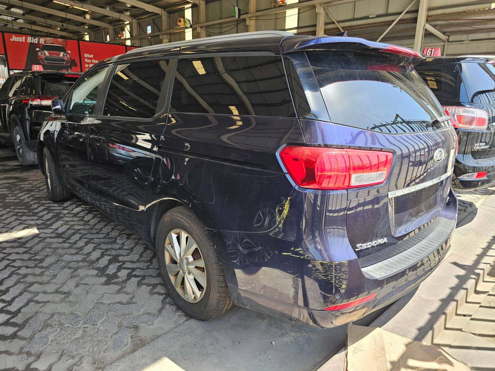 KIA SEDONA 2018 thumbnail 2