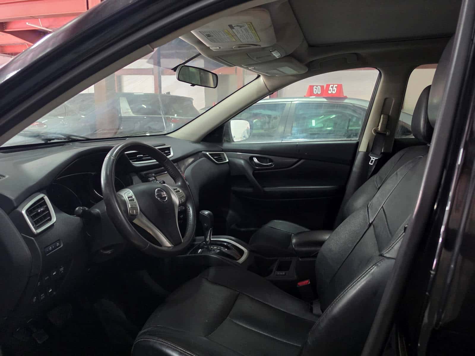 Nissan Rogue 2015 thumbnail 6