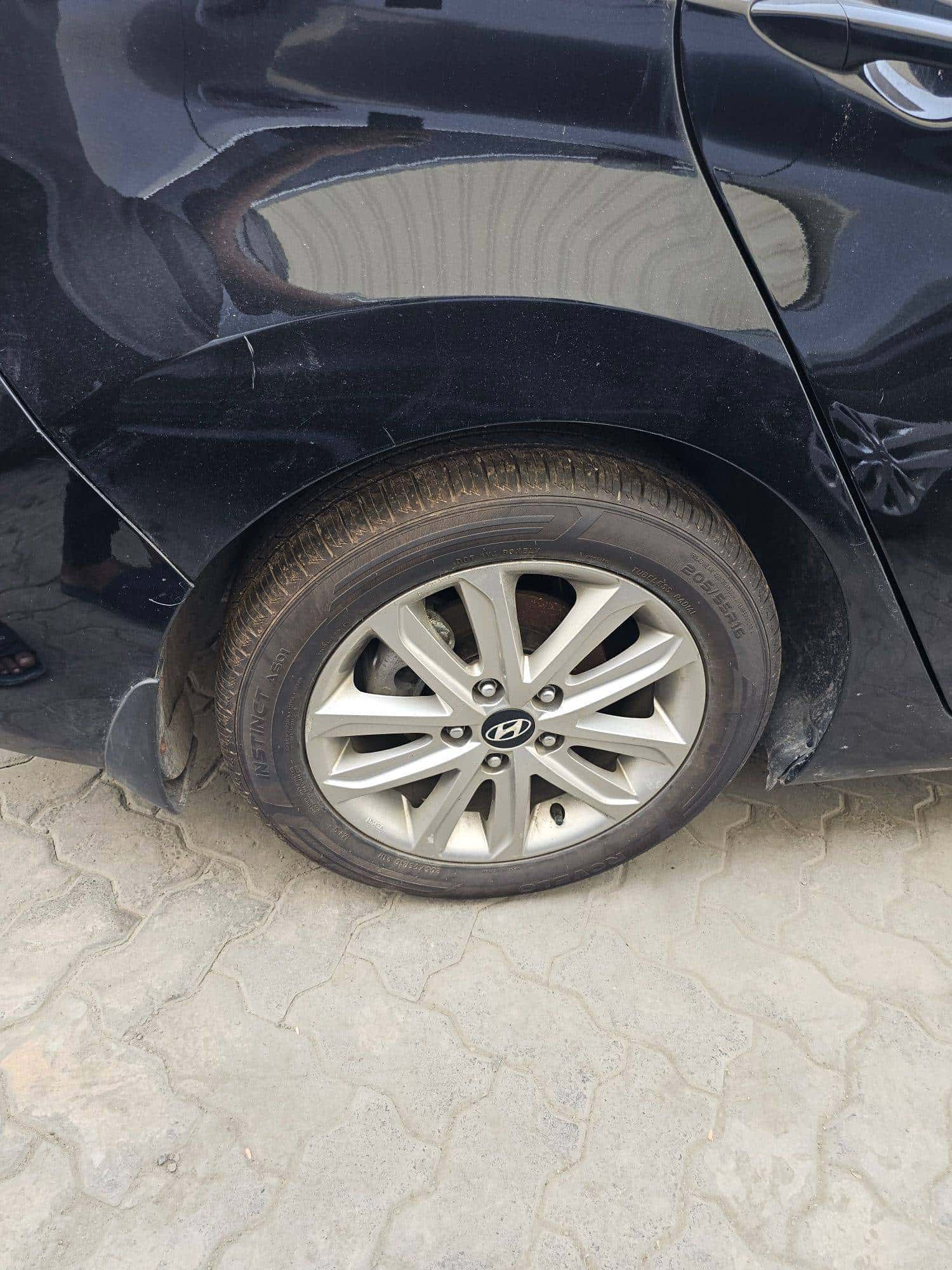 HYUNDAI ELANTRA 2016 thumbnail 6