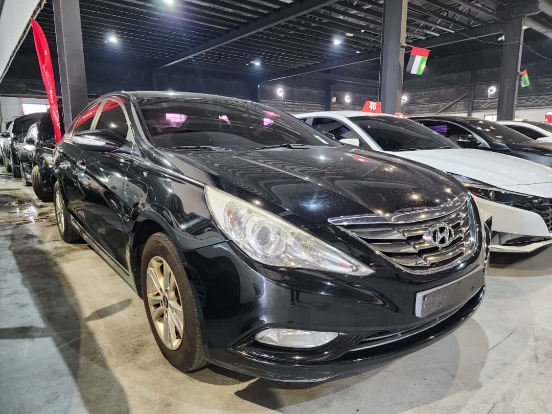 HYUNDAI SONATA - Exterior