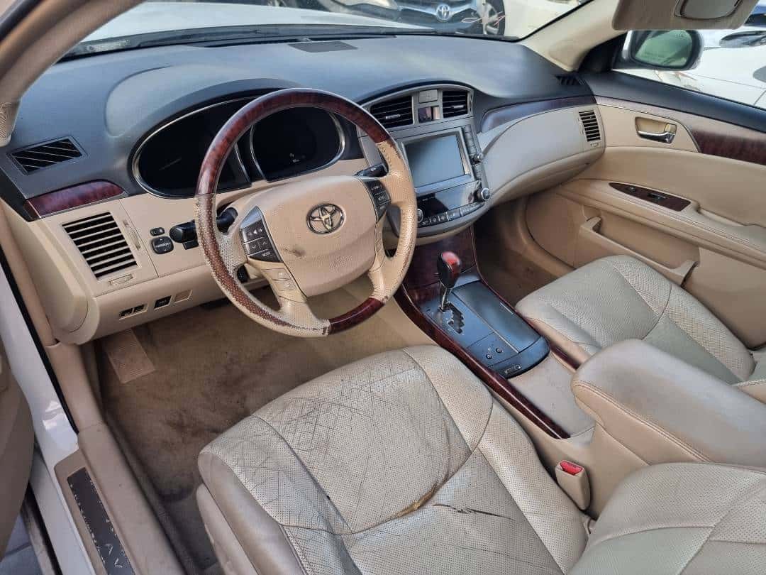 Toyota Avalon 2011 thumbnail 7