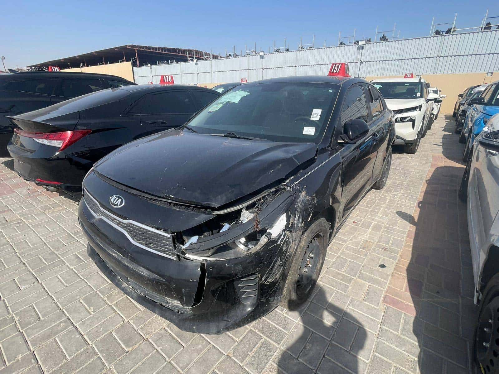 KIA RIO - Exterior
