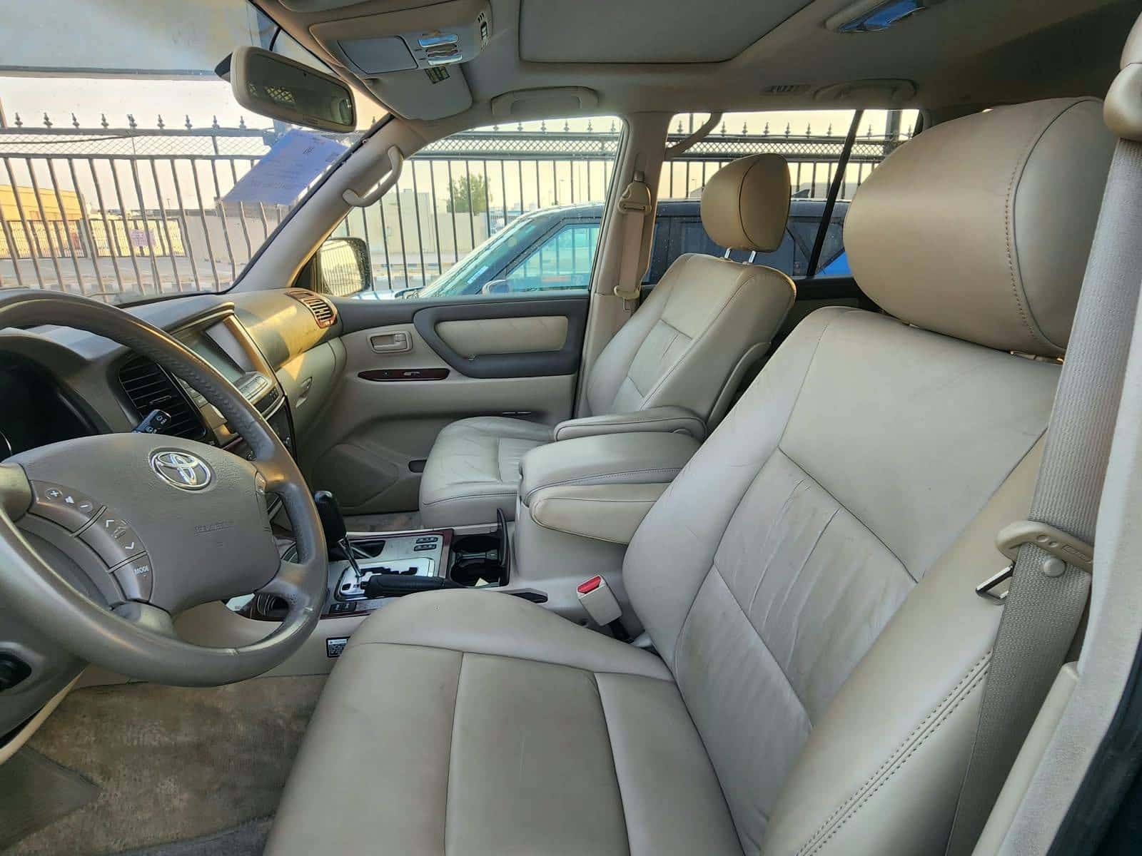 Toyota Land Cruiser 2004 thumbnail 6