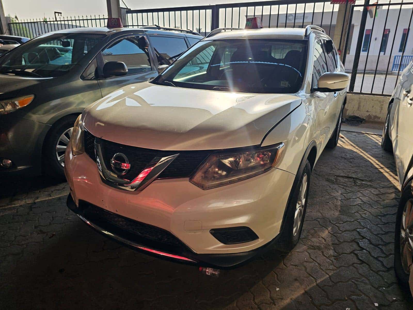 Nissan Rogue 2016 thumbnail 3