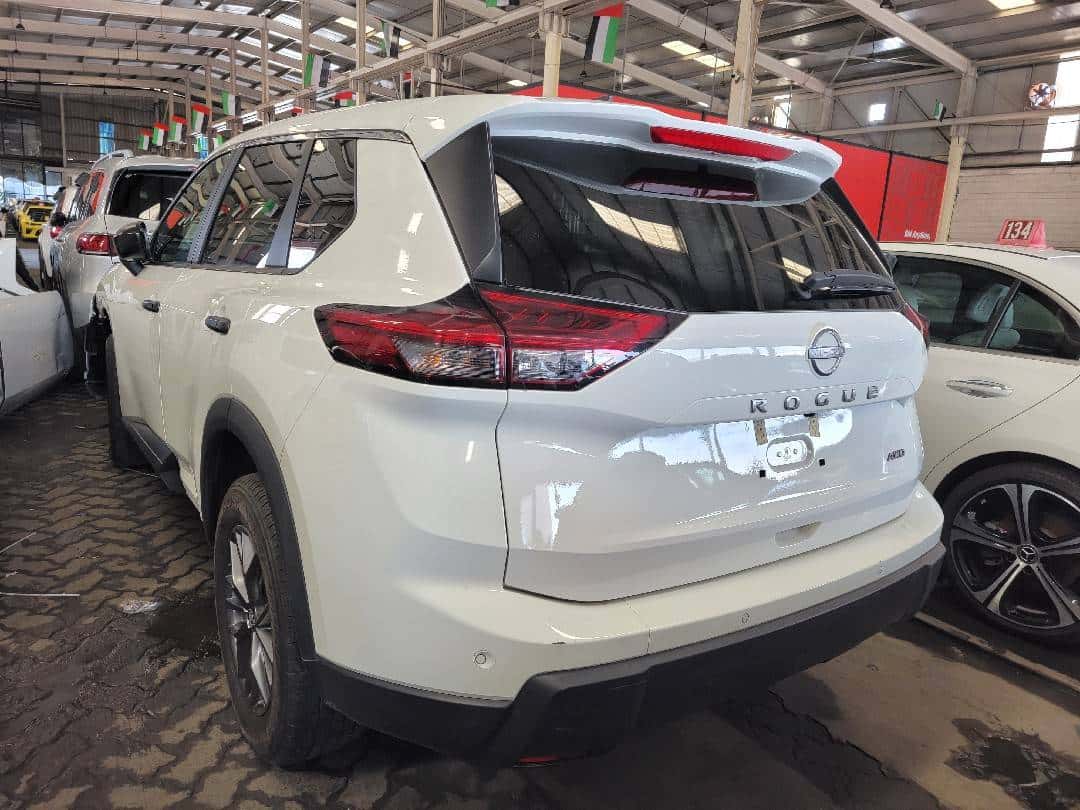 NISSAN ROGUE - Exterior
