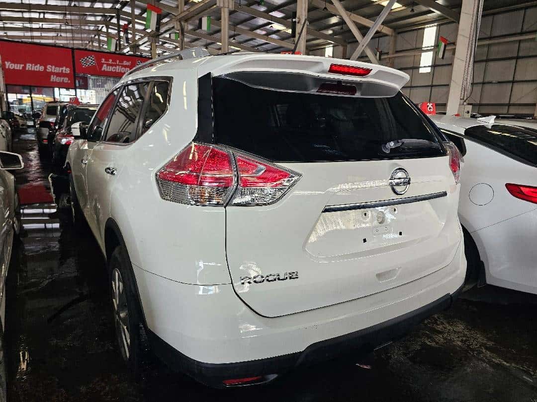 Nissan Rogue 2016 thumbnail 1