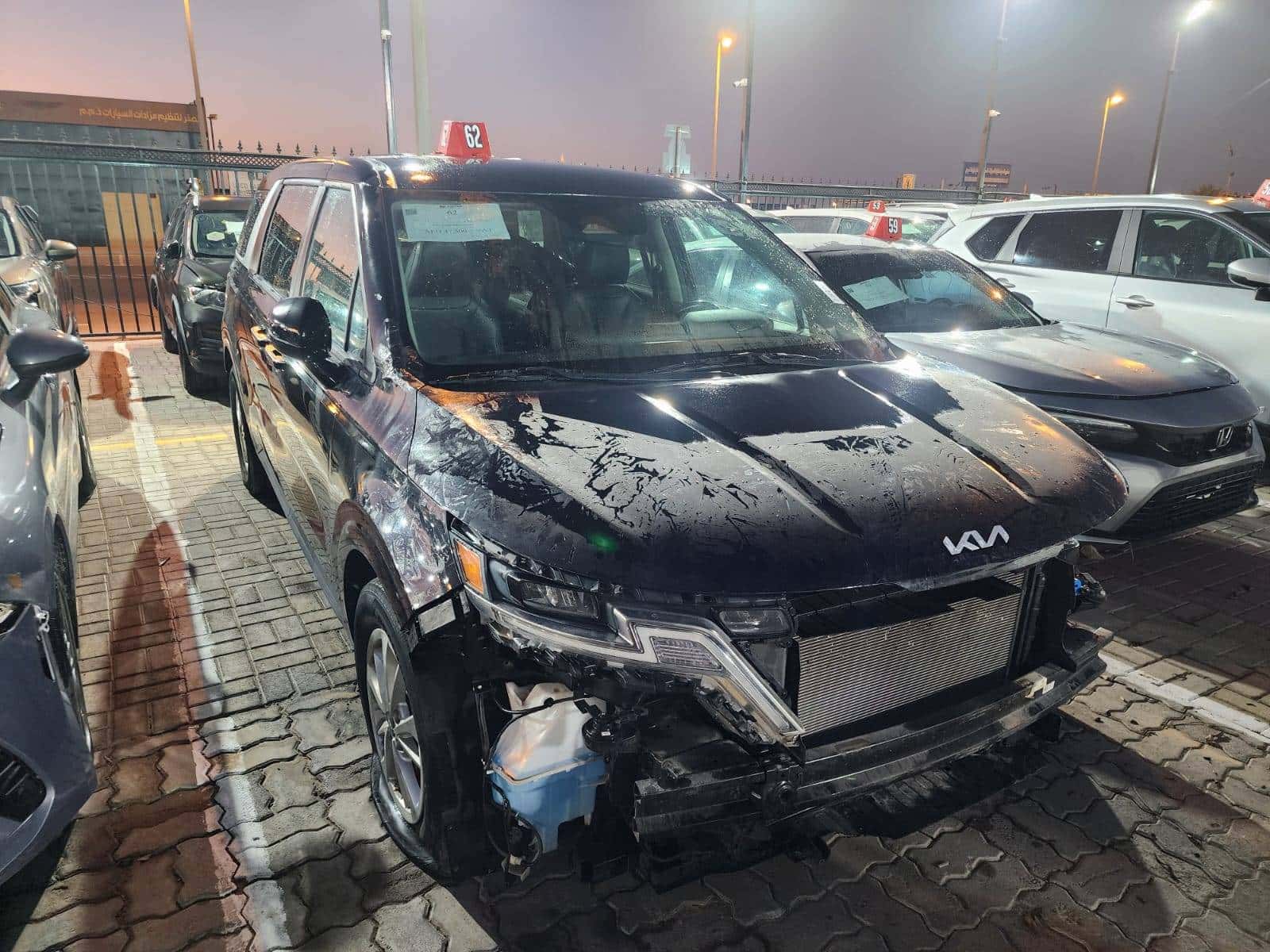 KIA CARNIVAL LX 2023 thumbnail 3