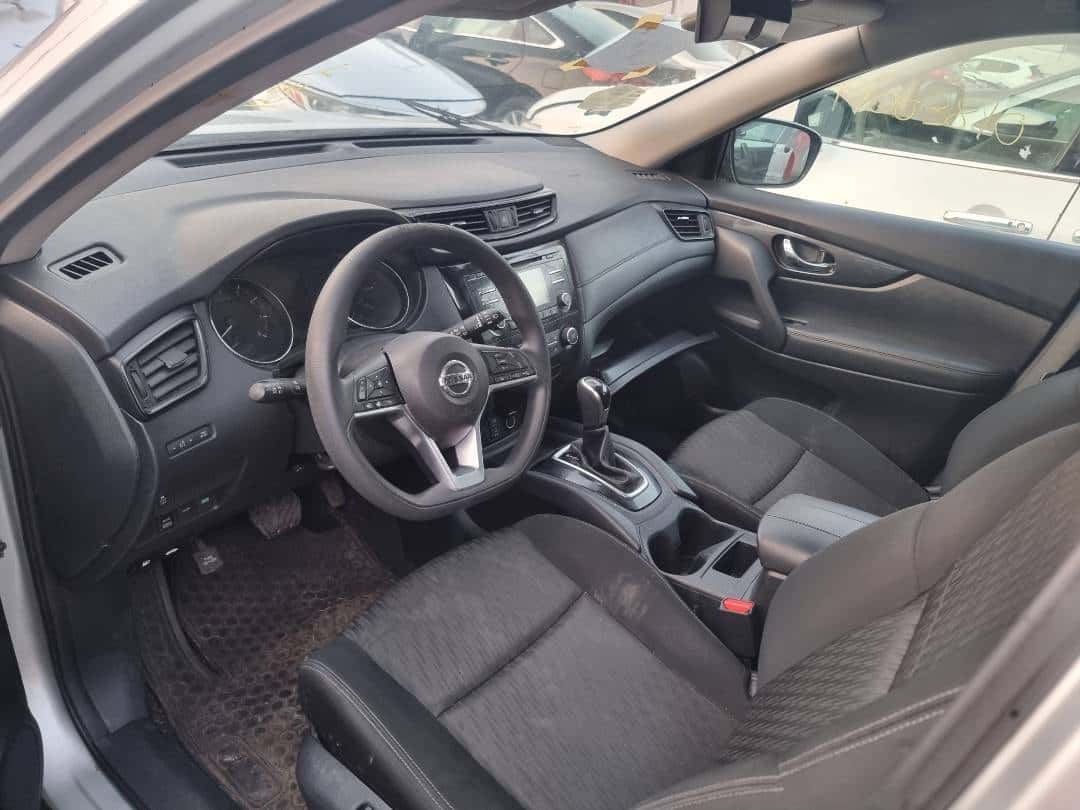 Nissan Rogue 2017 thumbnail 6