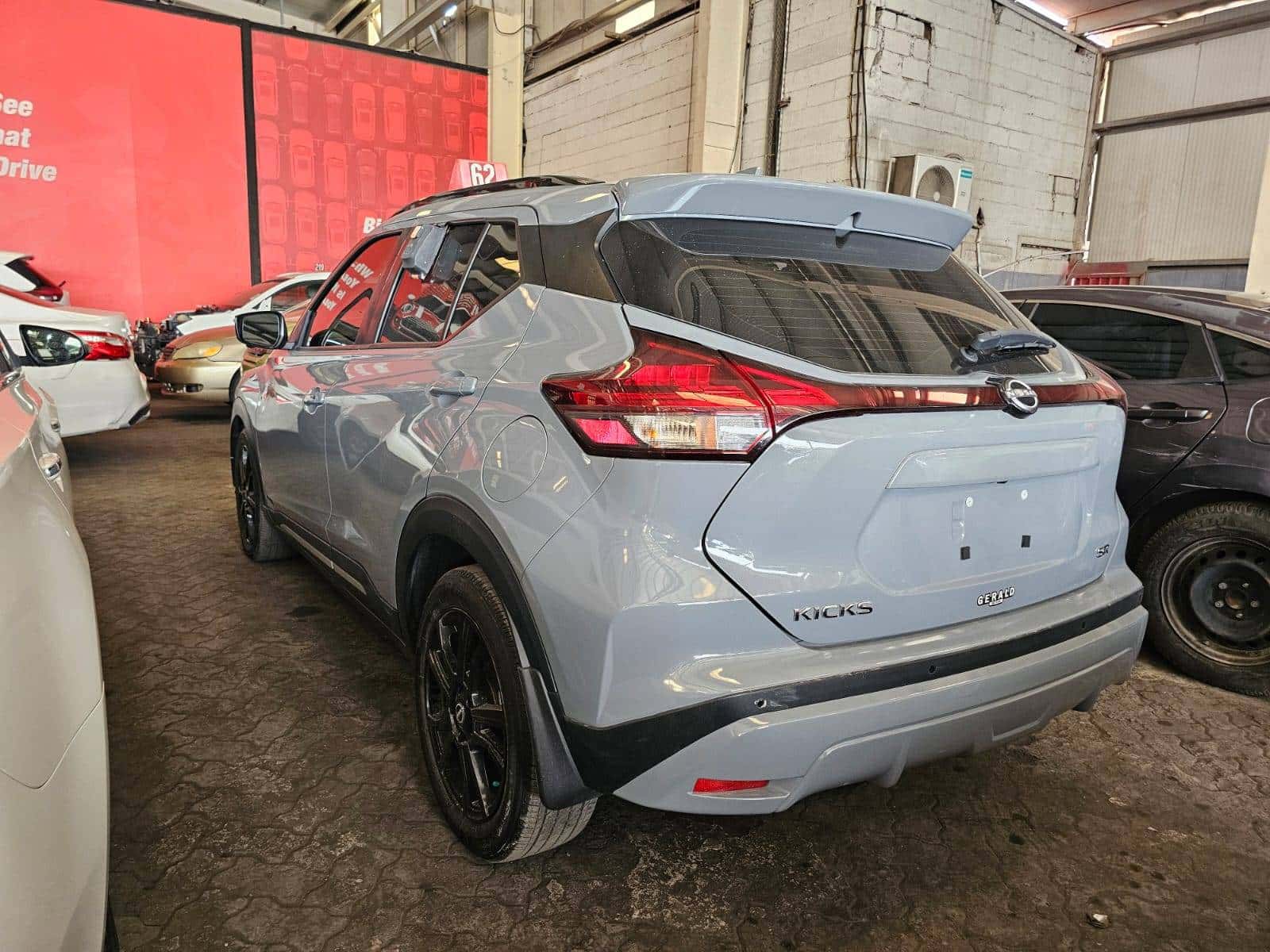 Nissan Kicks 2024 thumbnail 5