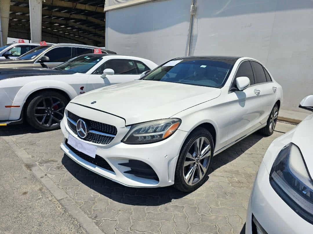 MERCEDES BENZ C300 2021 thumbnail 1