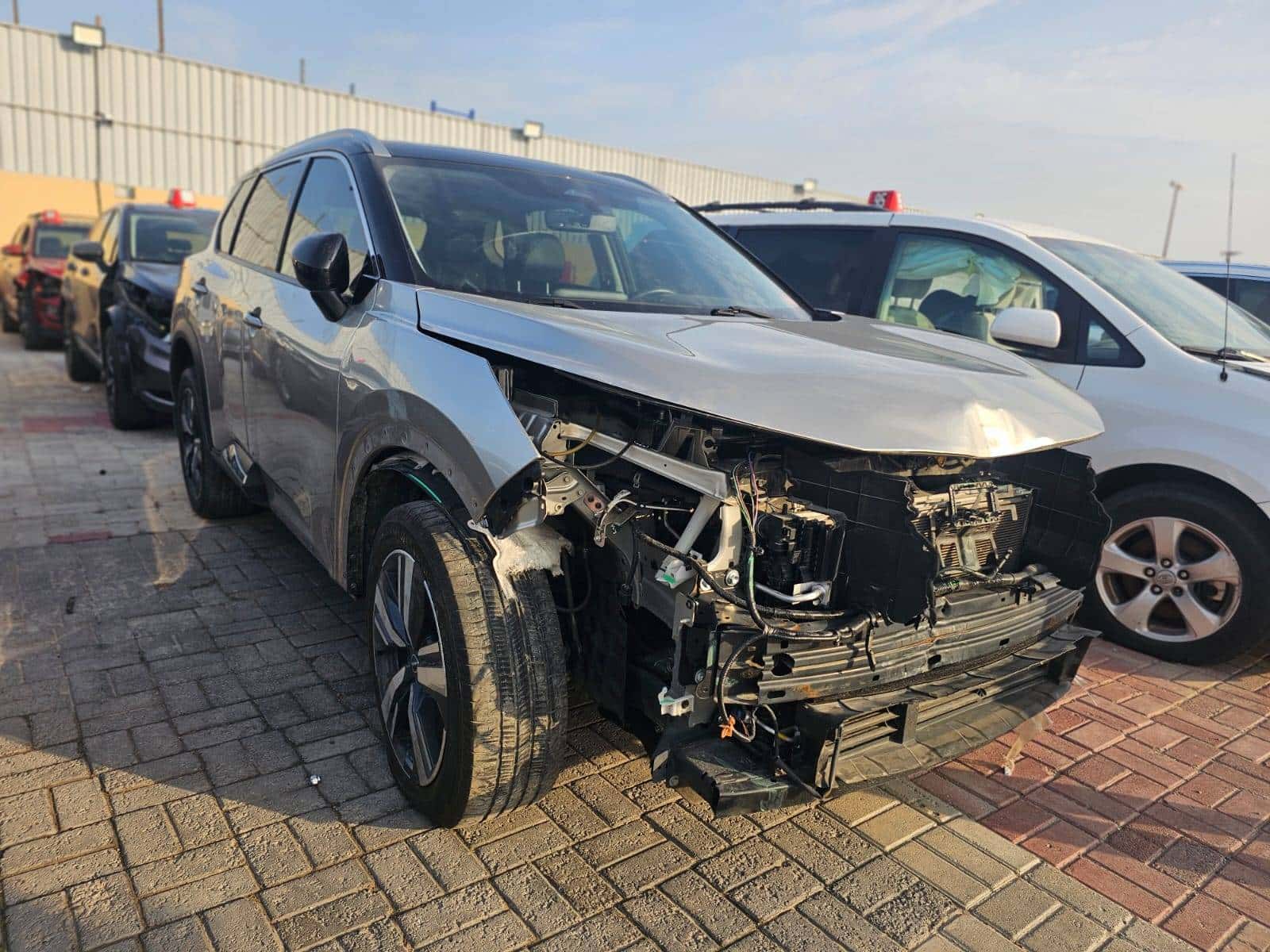 Nissan Rogue 2023 thumbnail 2