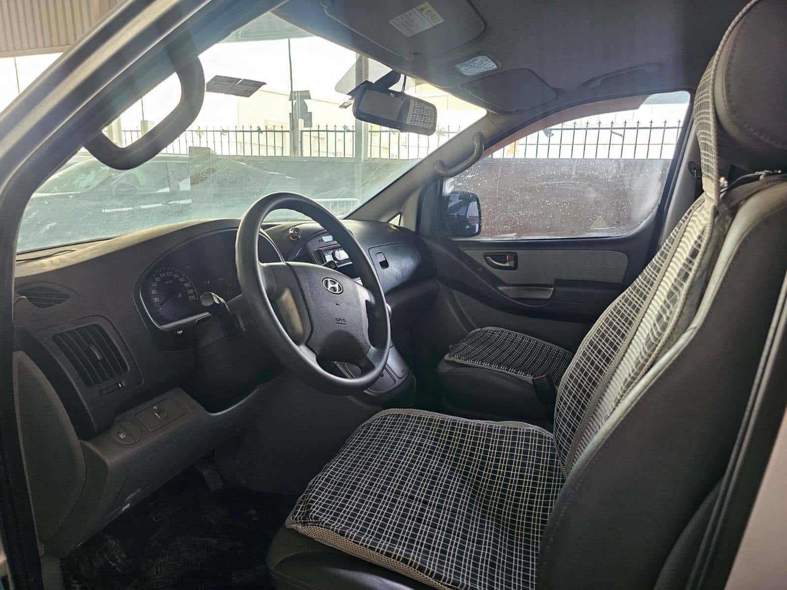 HYUNDAI GRAND STAREX 2010 thumbnail 6