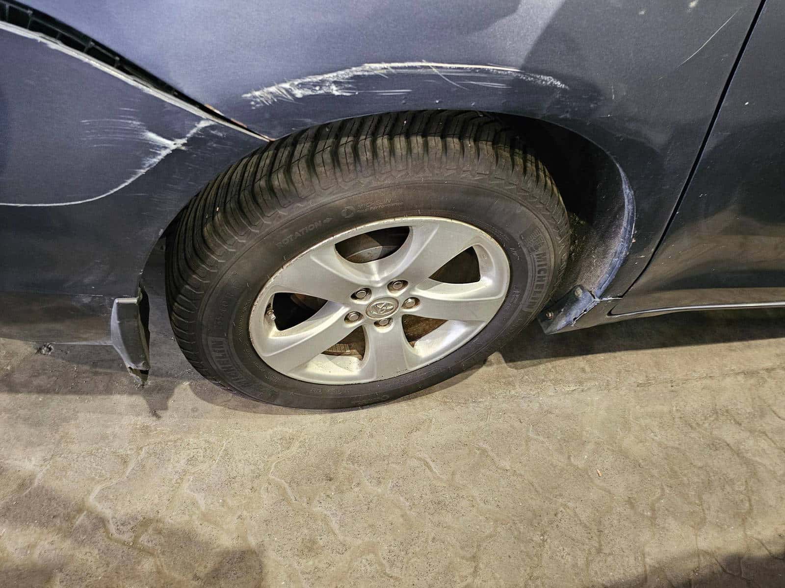 Toyota Sienna 2015 thumbnail 5
