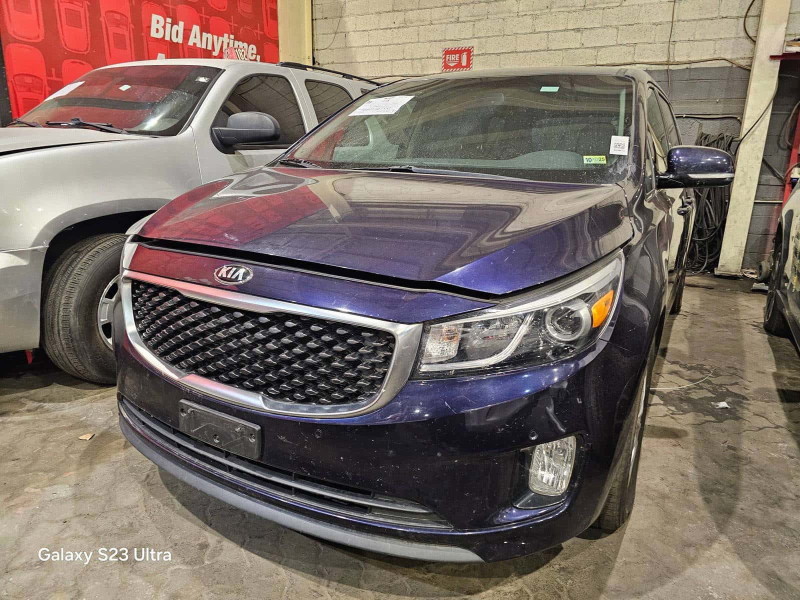 Kia Sedona 2018 thumbnail 3
