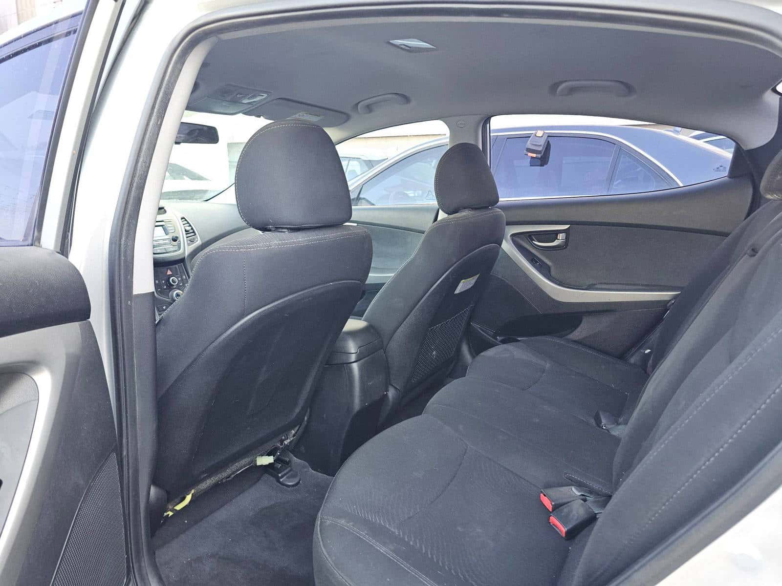 HYUNDAI ELANTRA 2015 thumbnail 6
