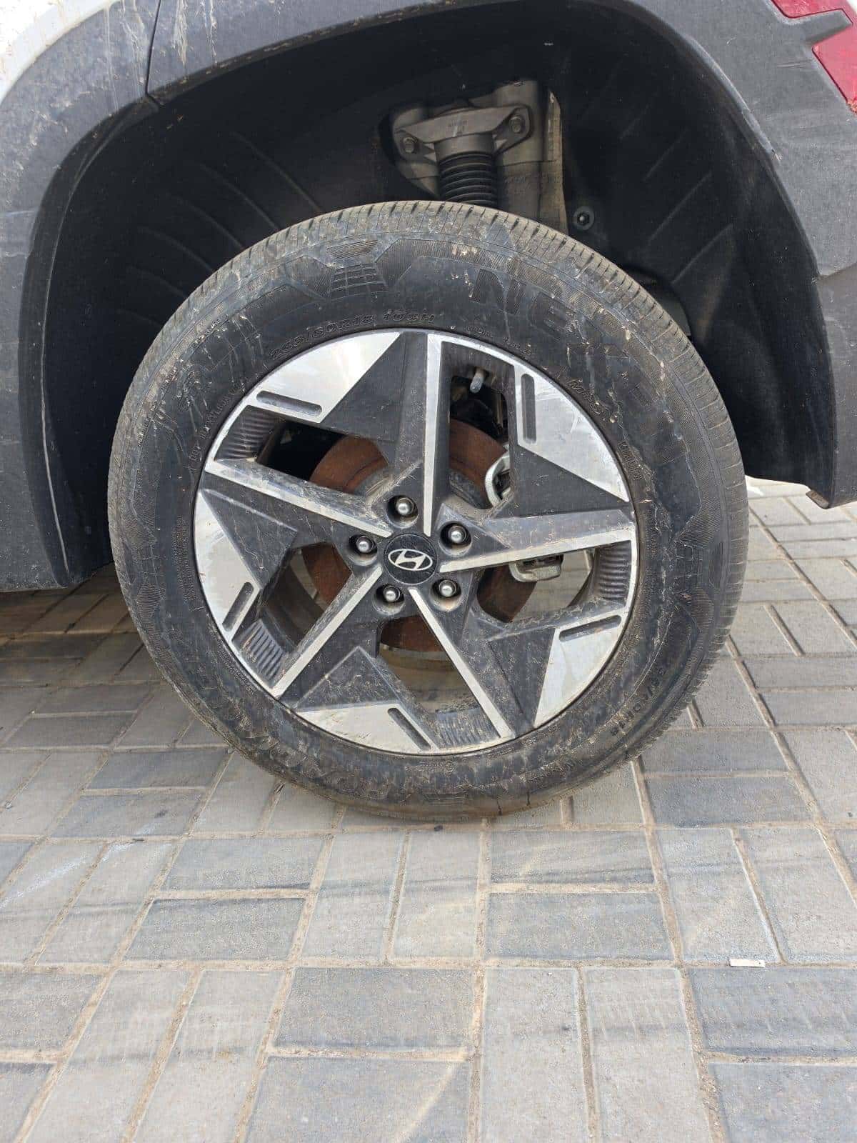 Hyundai Tucson 2025 thumbnail 6