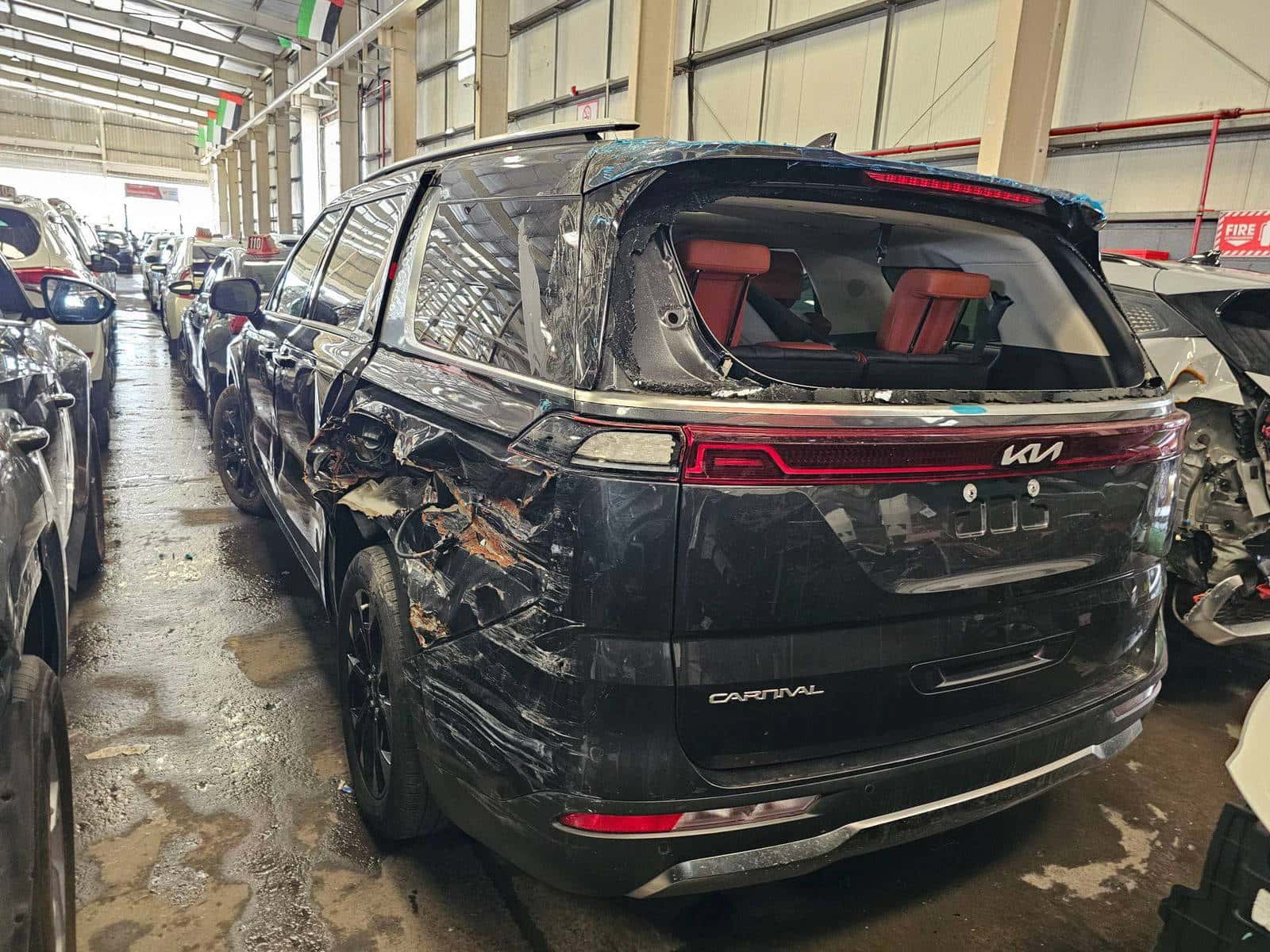 KIA CARNIVAL LX 2024 thumbnail 4