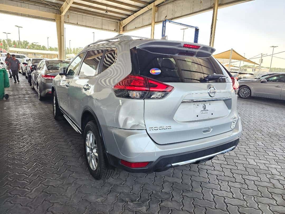 NISSAN ROGUE - Exterior