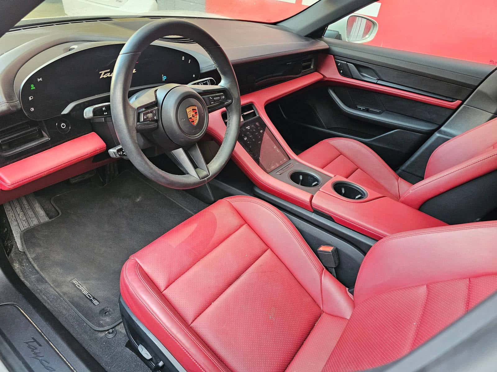 PORSCHE TAYCAN - Exterior