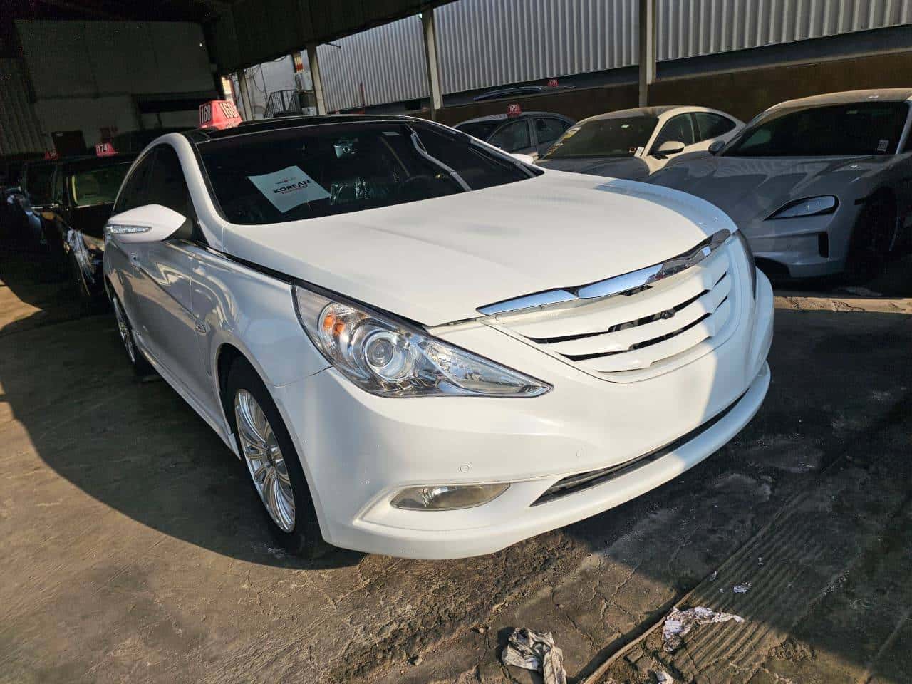 Hyundai Sonata 2011 thumbnail 1