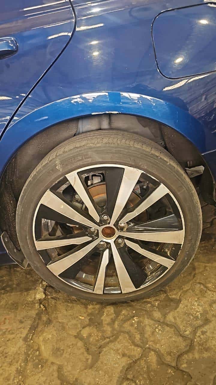 NISSAN ALTIMA - Exterior