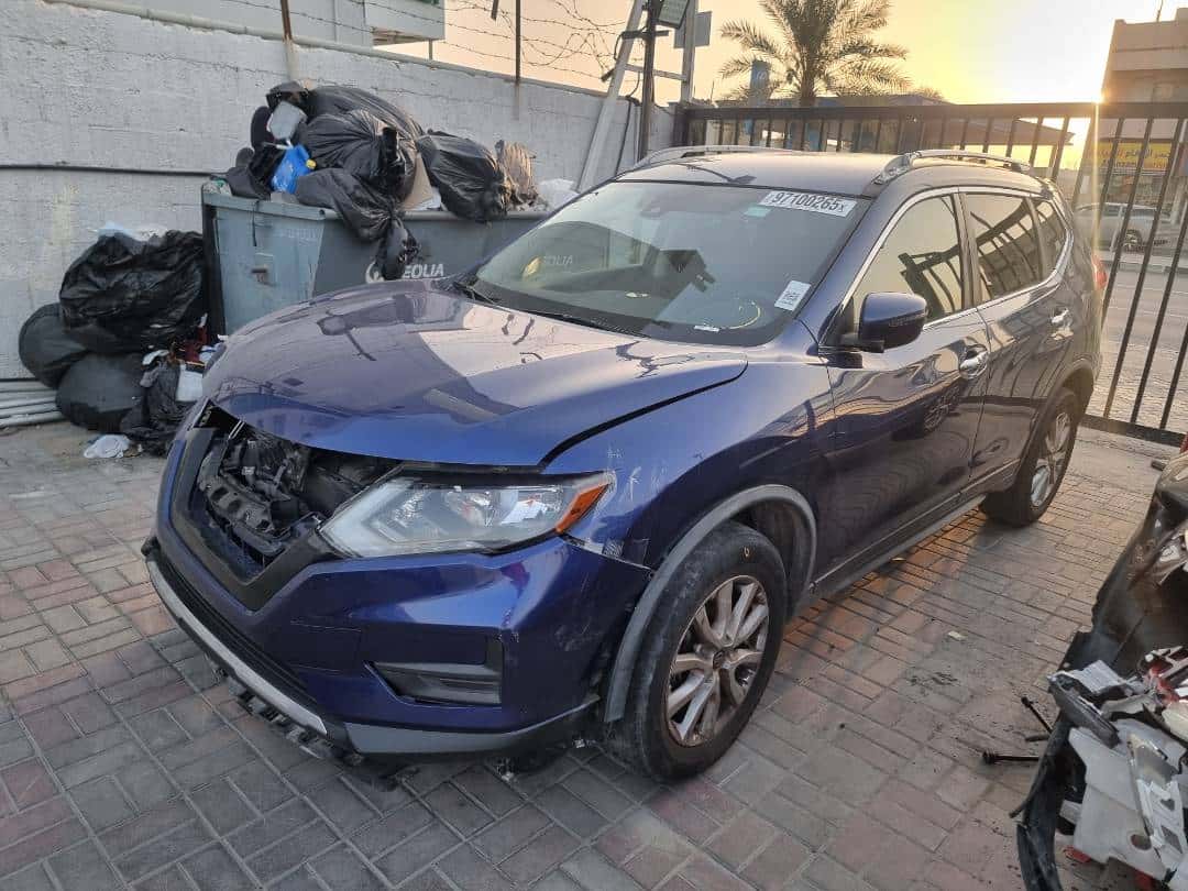 Nissan Rogue 2019 thumbnail 3