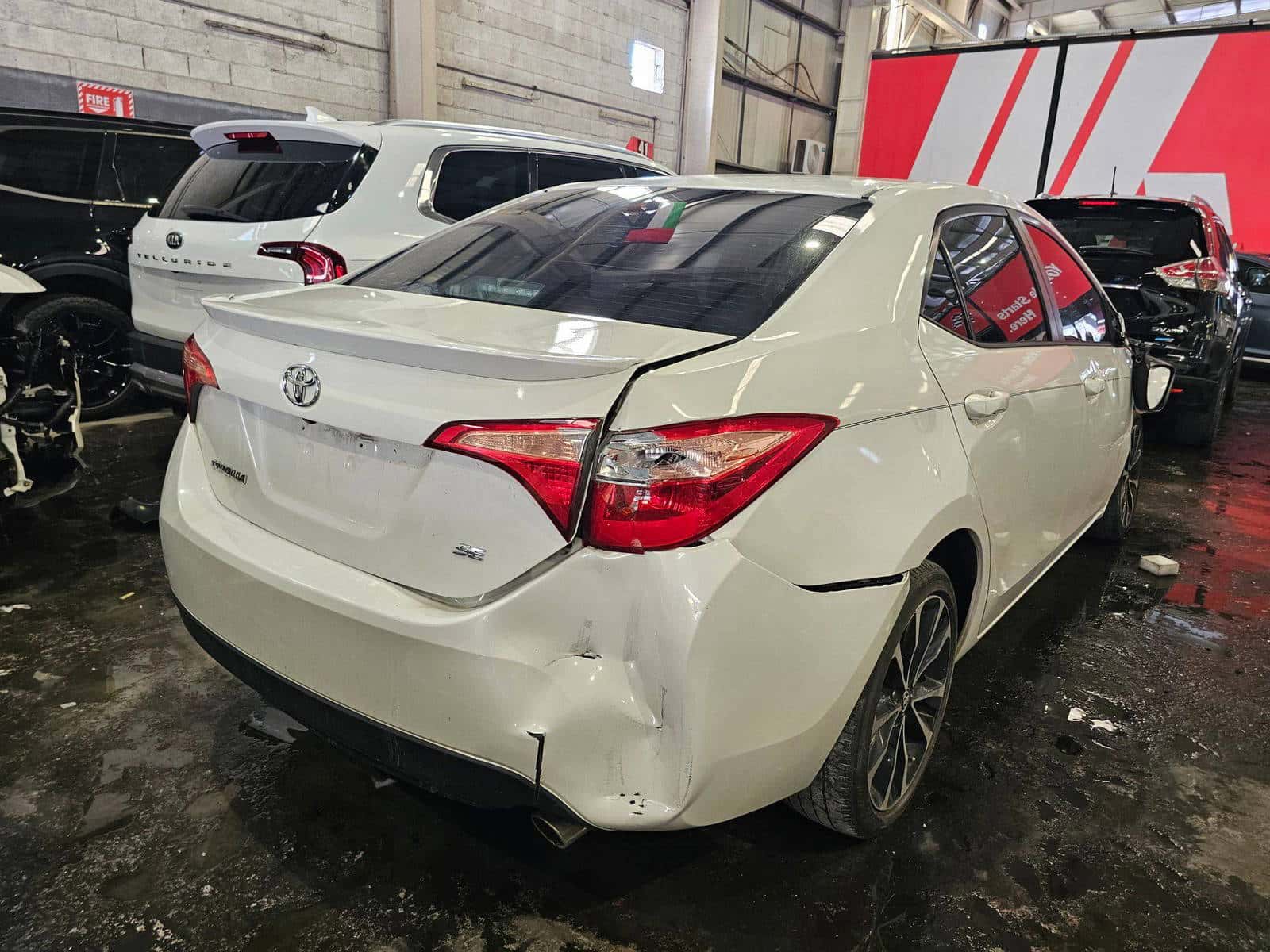 TOYOTA COROLLA 2018 thumbnail 2