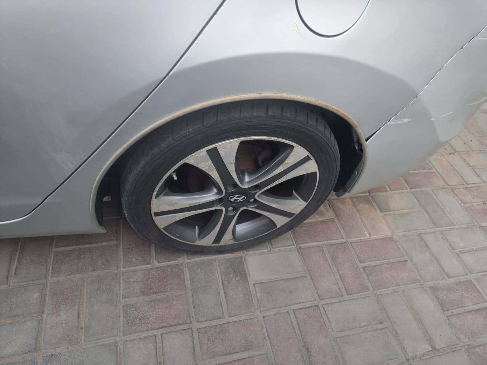 Hyundai Elantra 2014 thumbnail 2