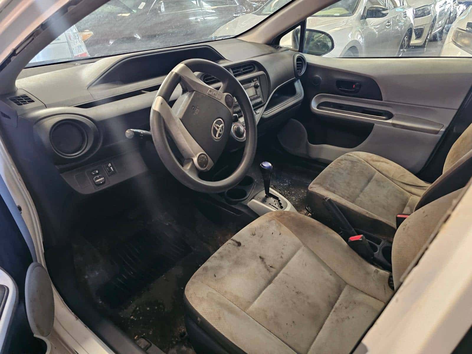 Toyota Prius 2014 thumbnail 7