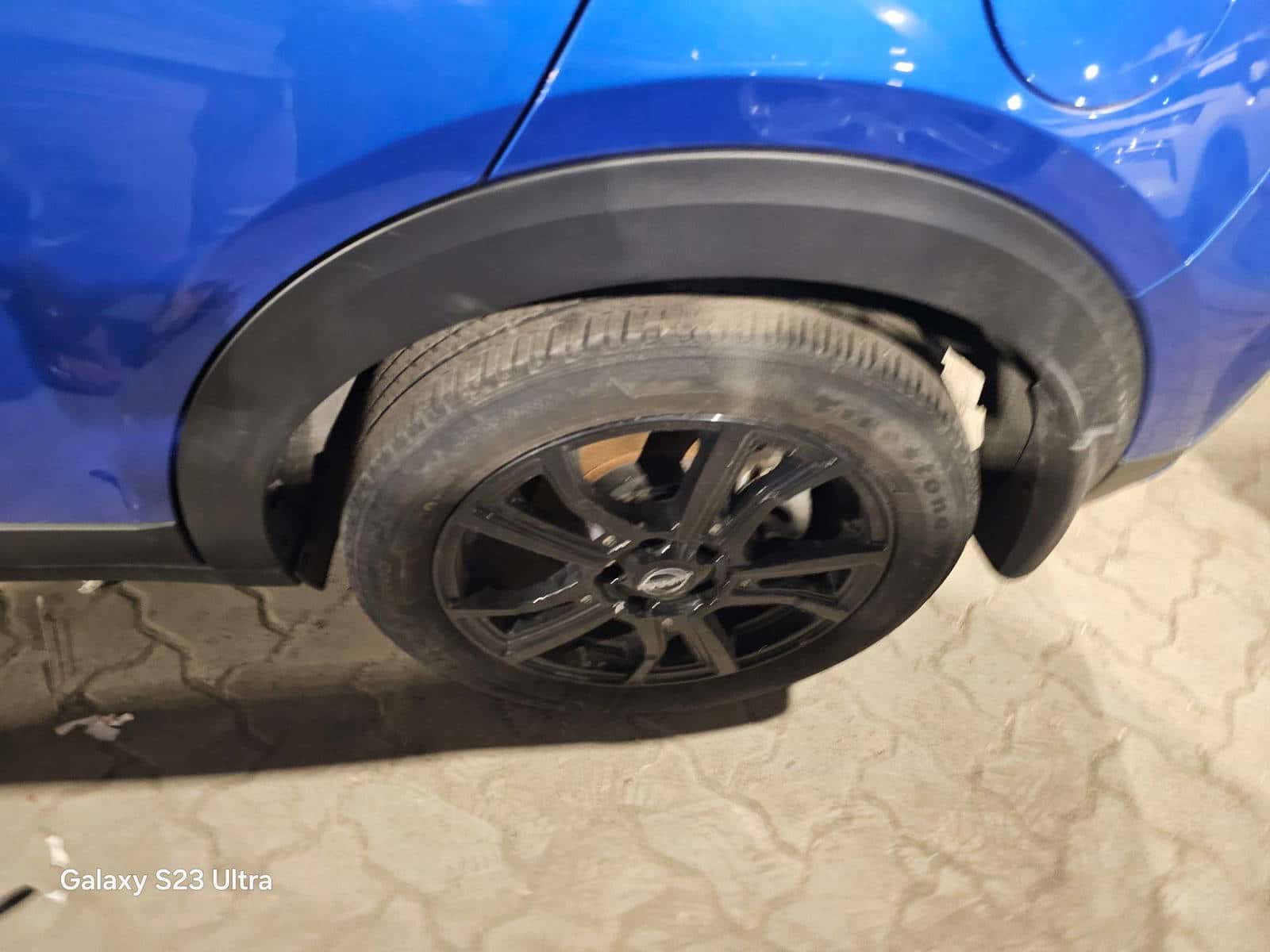 Nissan Kicks 2023 thumbnail 5
