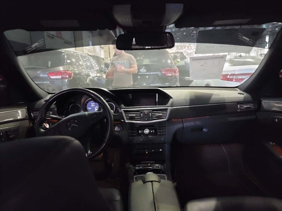 MERCEDES BENZ E 350 - Exterior