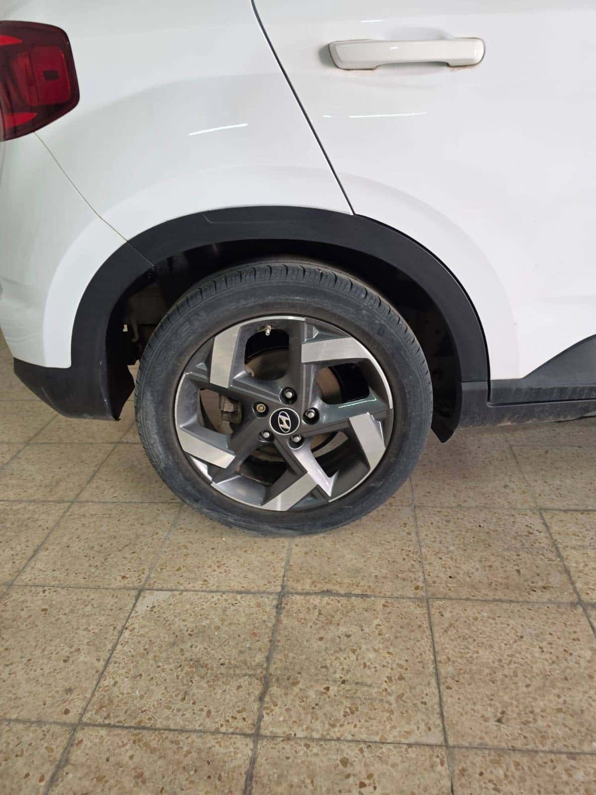 Hyundai VENUE SEL 2021 thumbnail 4