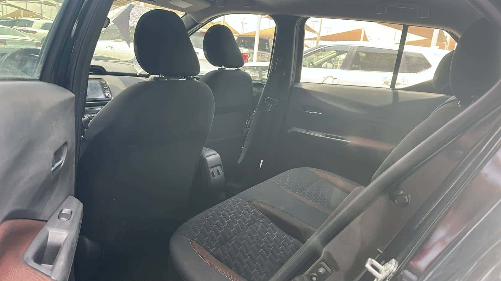 NISSAN KICKS 2023 thumbnail 6