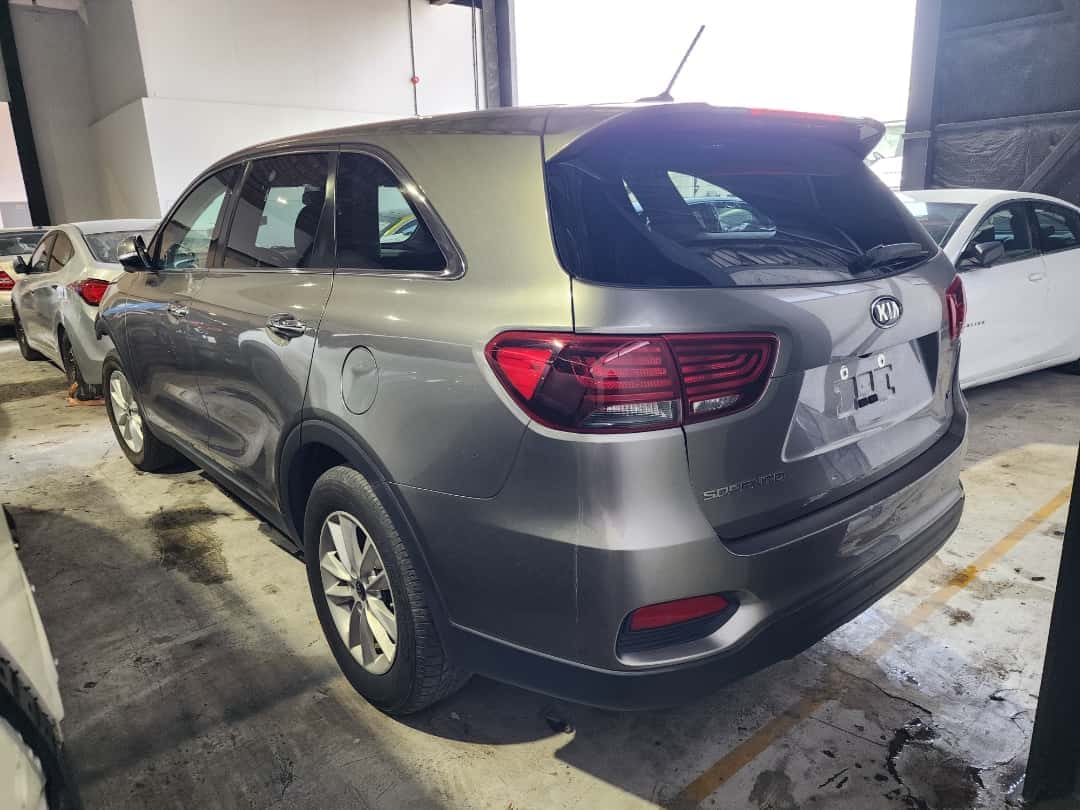 KIA SORENTO - Exterior
