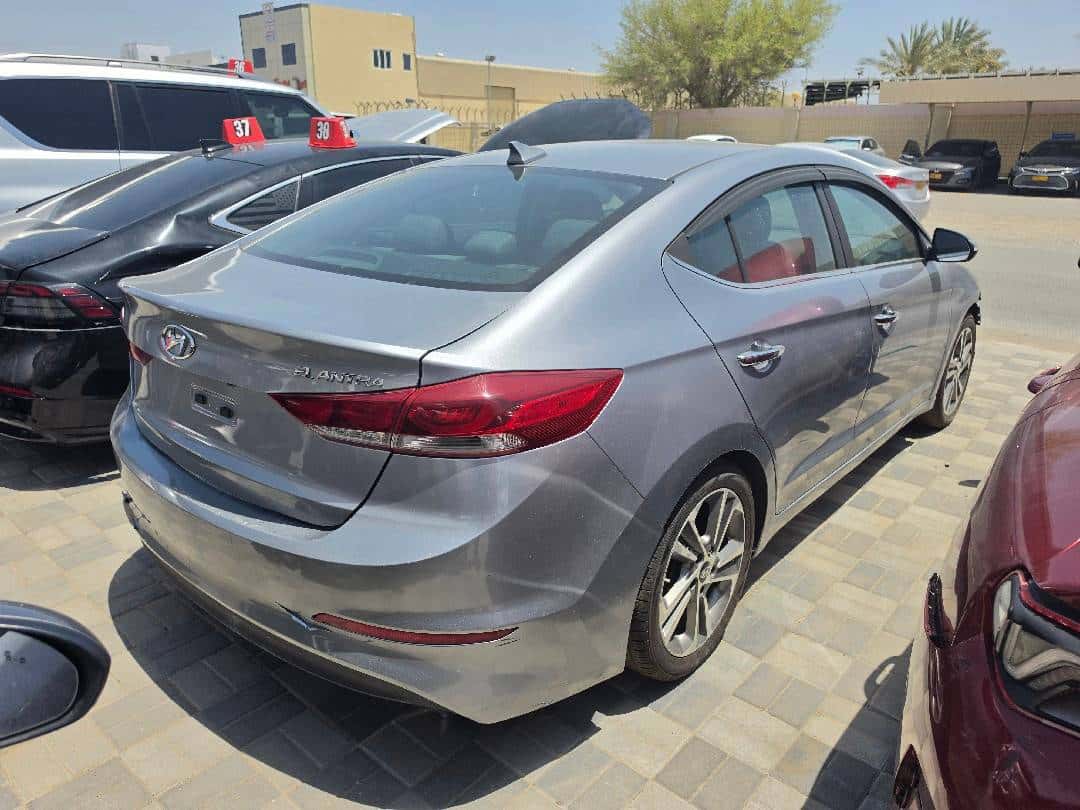 Hyundai Elantra 2017 thumbnail 1