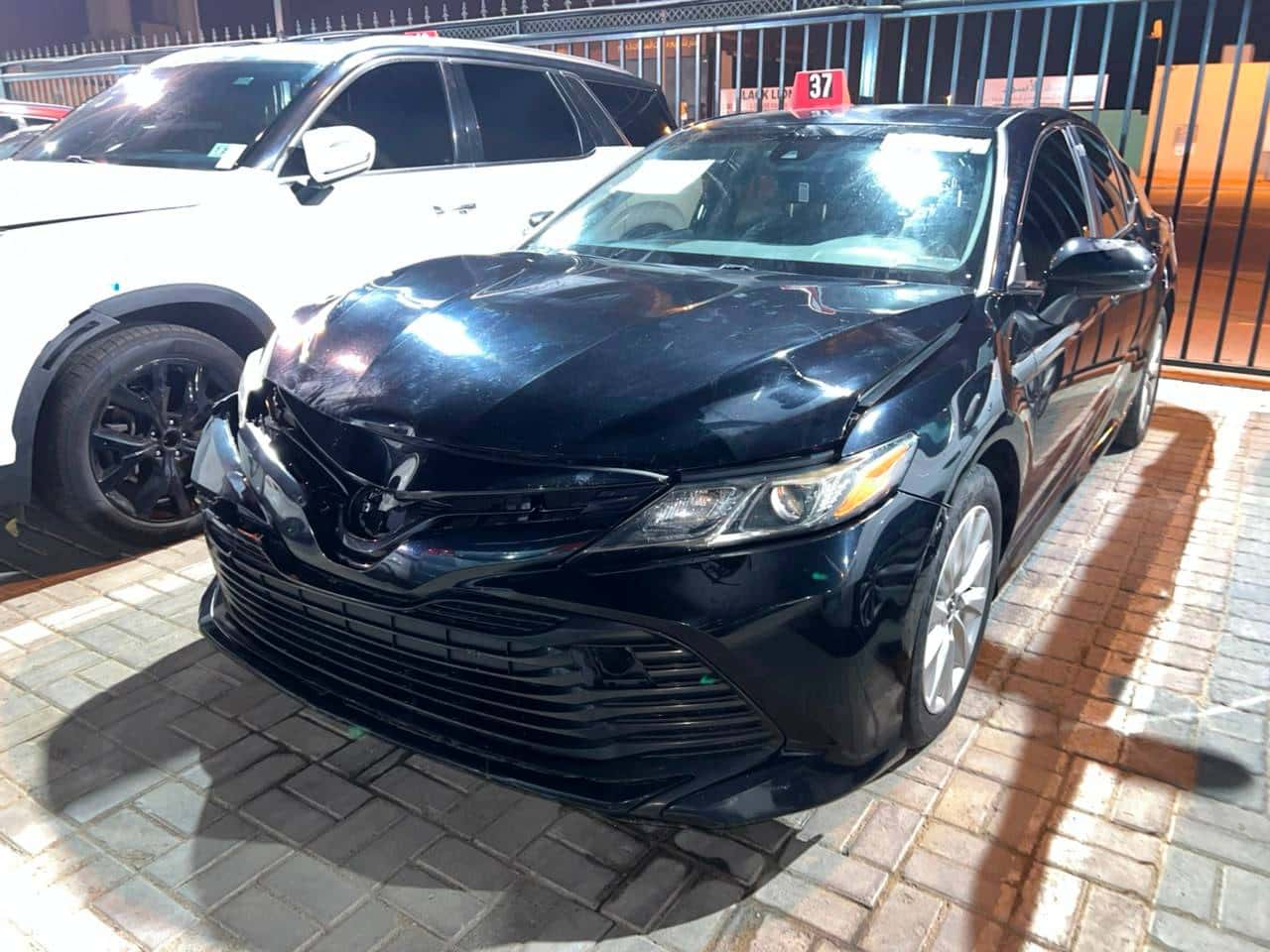 TOYOTA CAMRY 2018 thumbnail 1