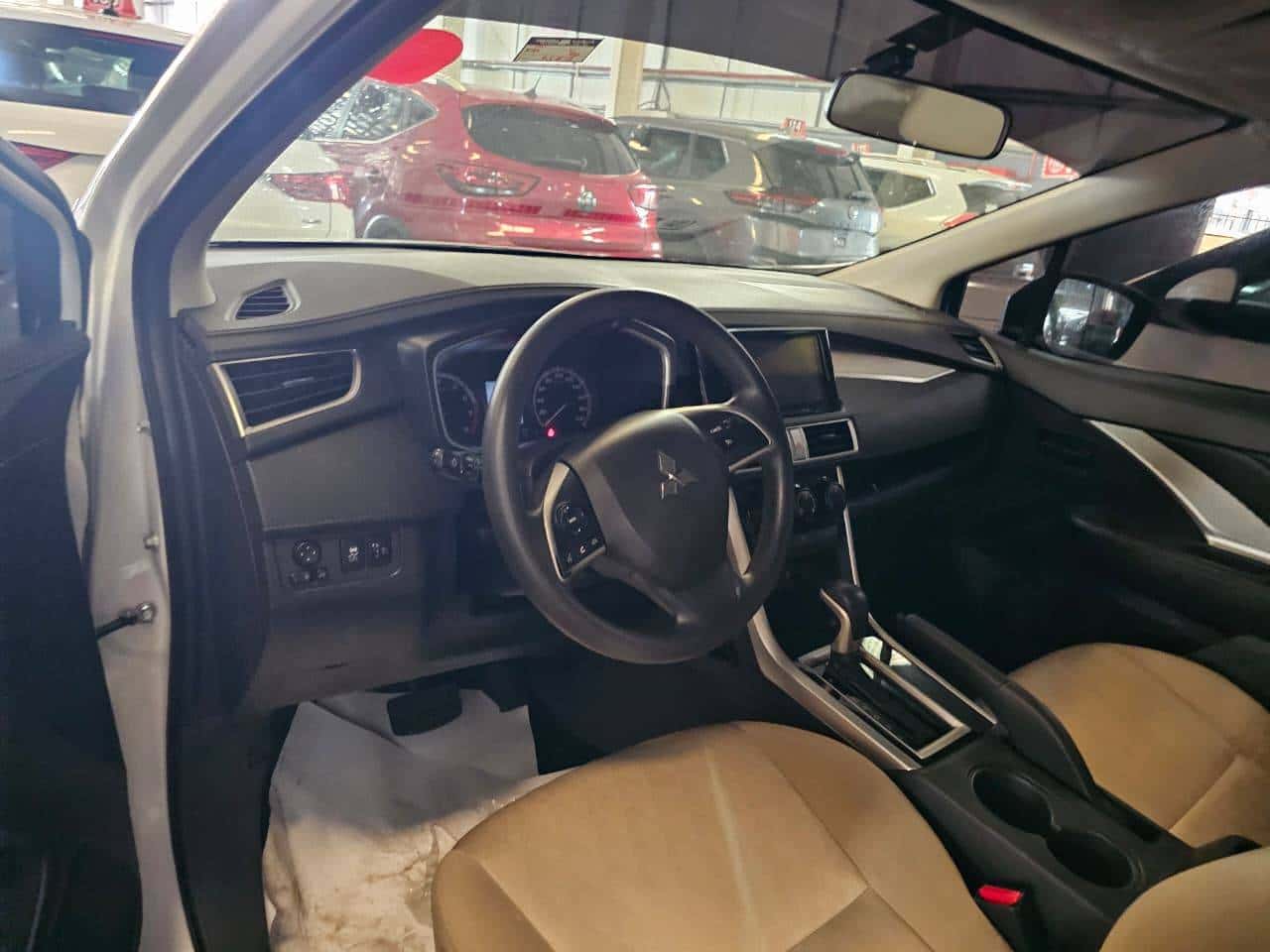 MITSUBISHI Xpander 2024 thumbnail 7