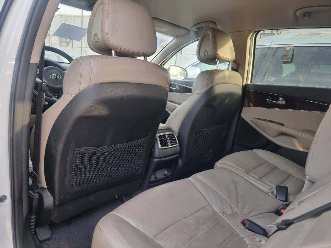 KIA SORENTO - Exterior