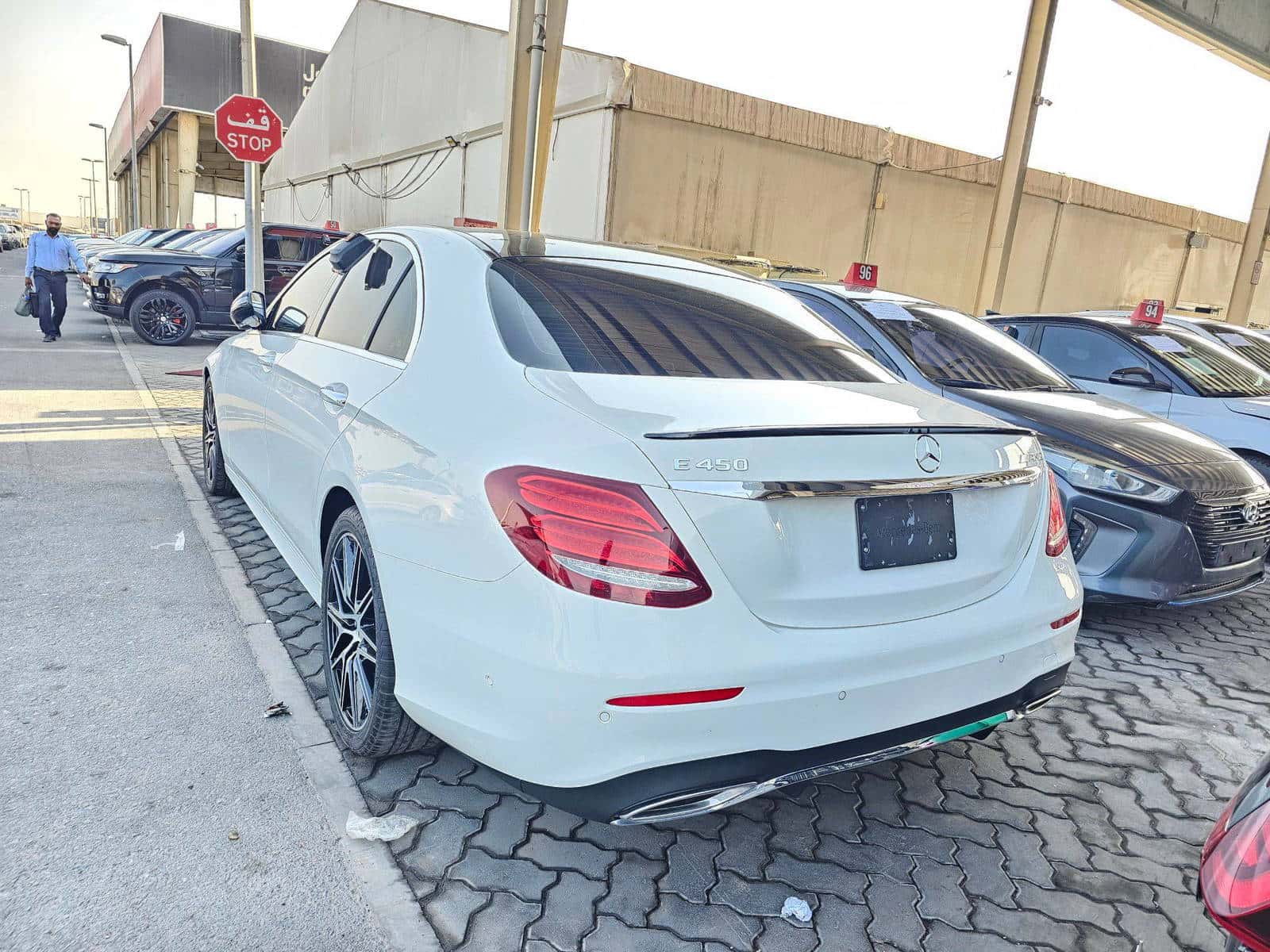 MERCEDES BENZ E 450 - Exterior