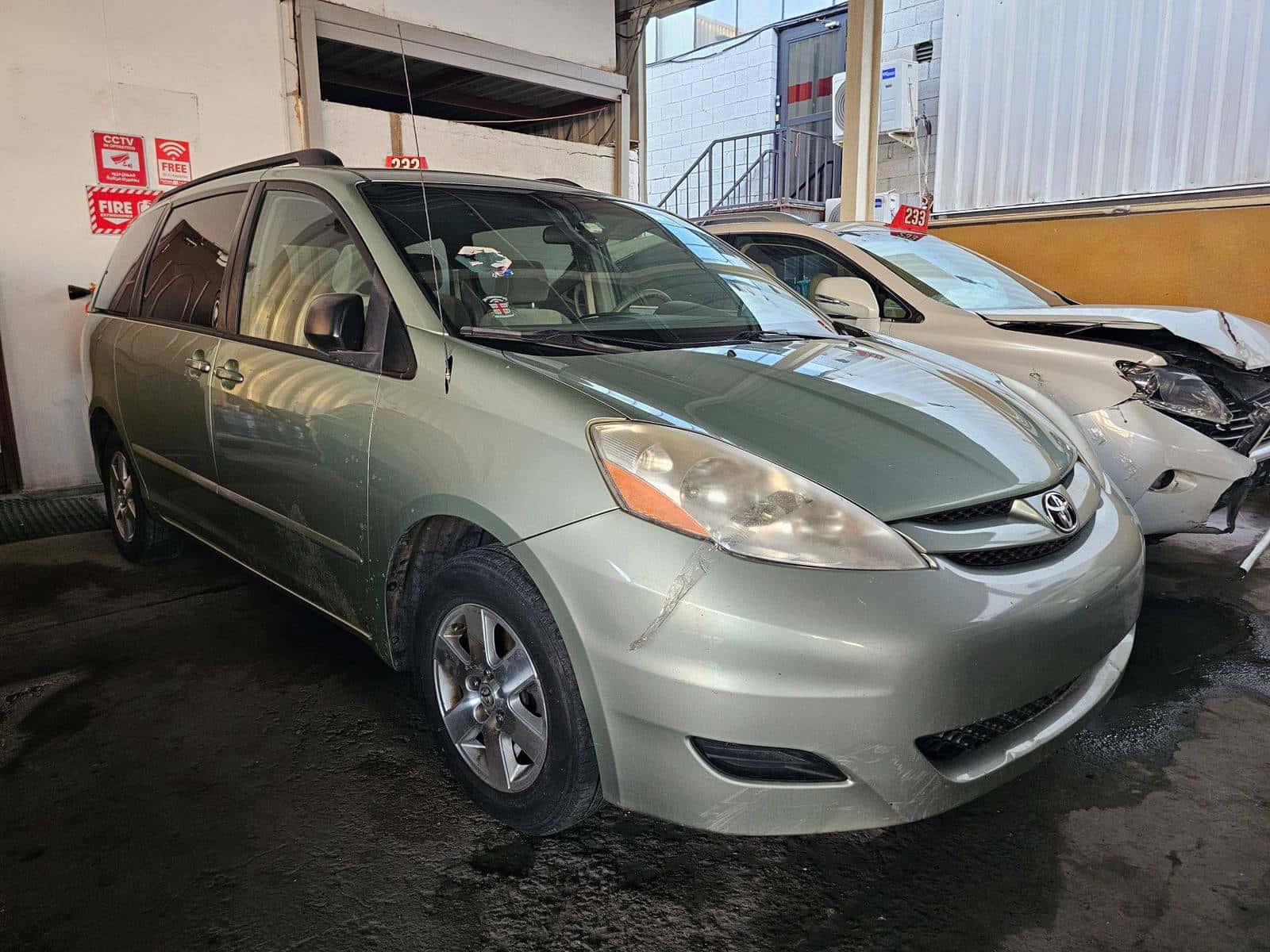 TOYOTA SIENNA 2008 thumbnail 3