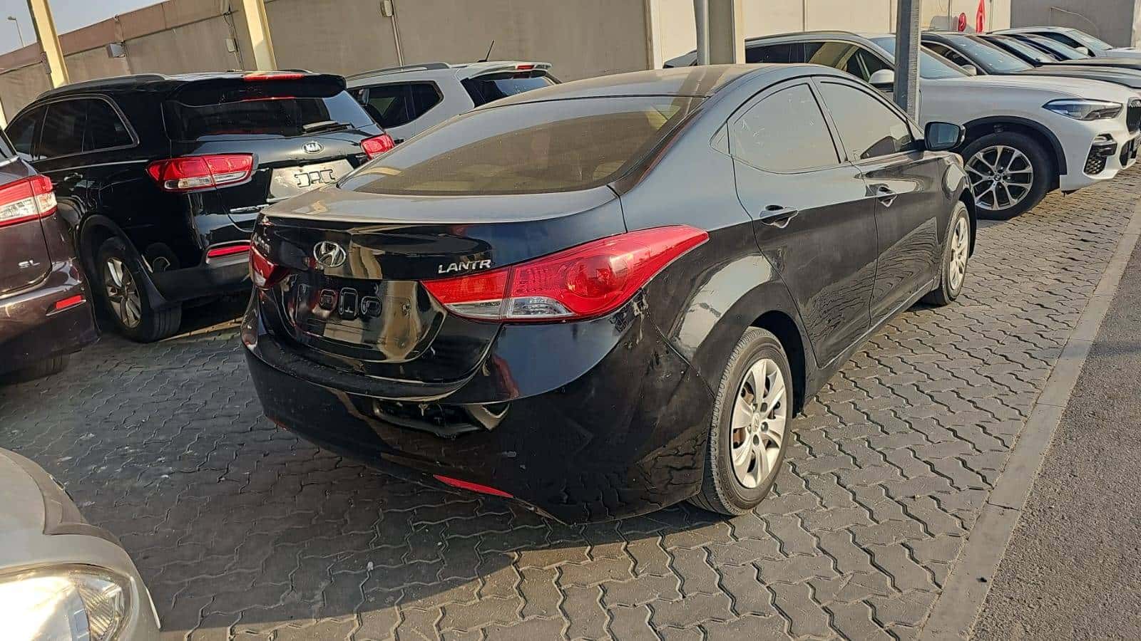 Hyundai Elantra 2012 thumbnail 3