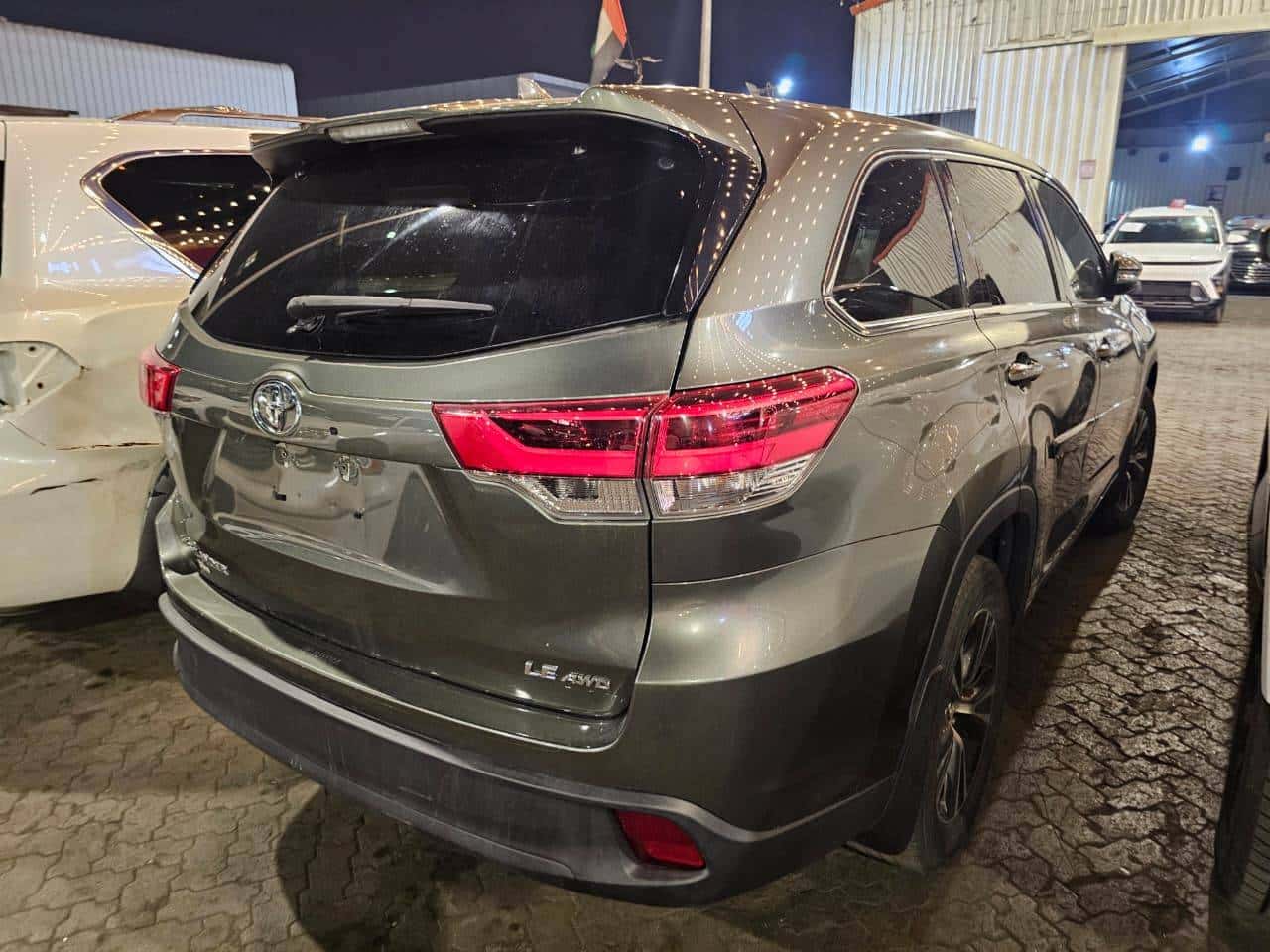 Toyota Highlander 2018 thumbnail 4