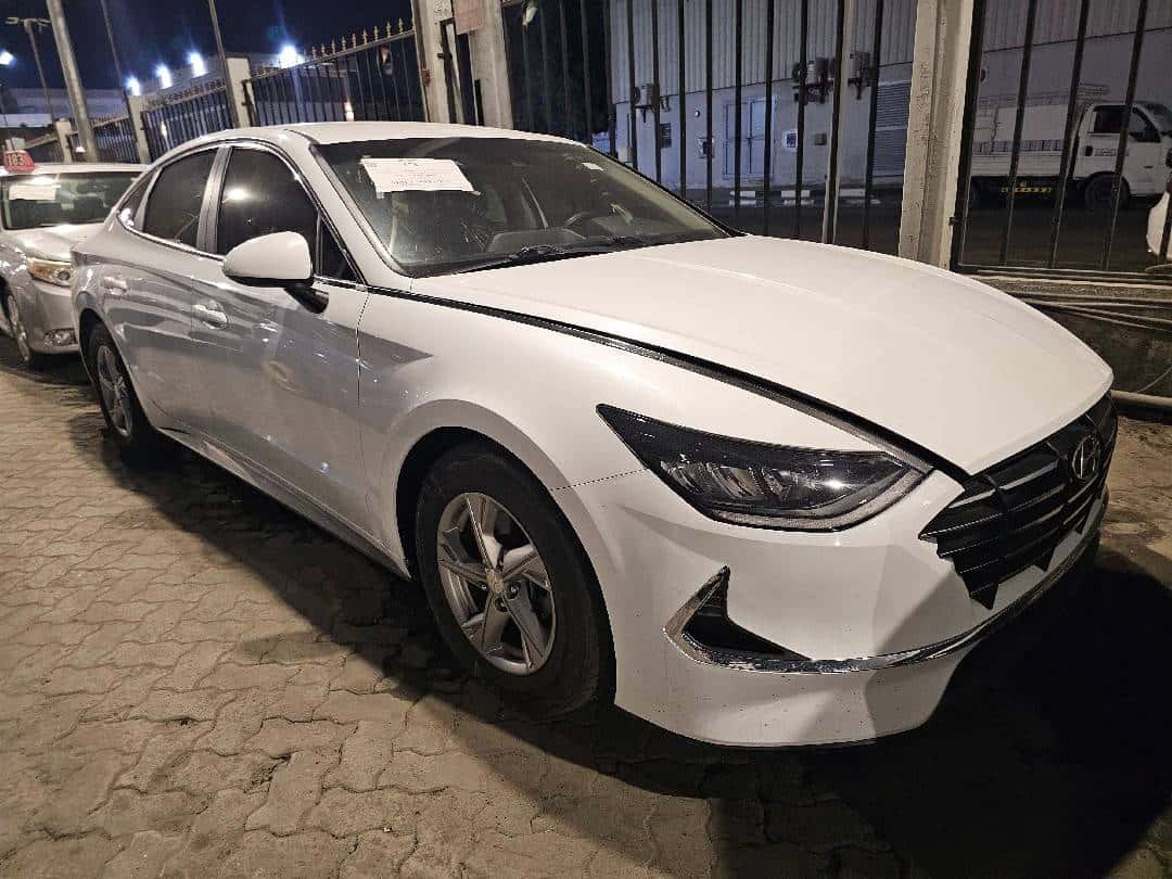 HYUNDAI SONATA 2020 thumbnail 1