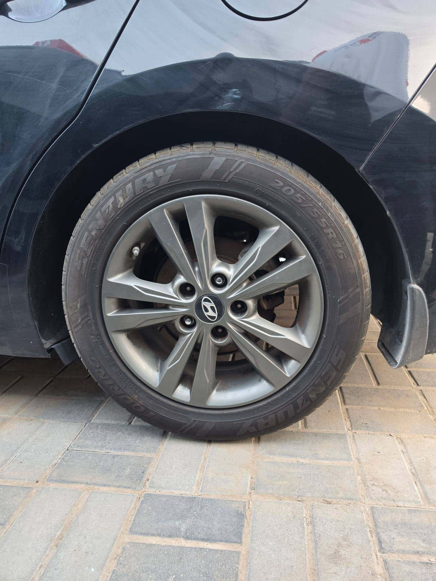 HYUNDAI ELANTRA 2018 thumbnail 6