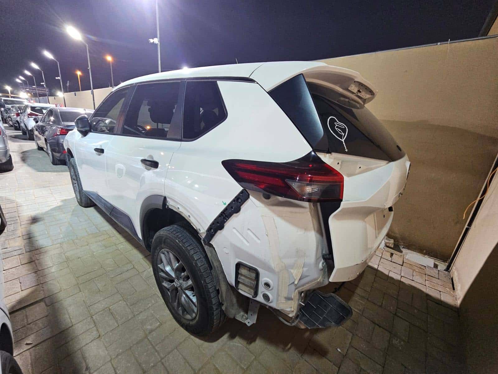 Nissan Rogue 2021 thumbnail 4