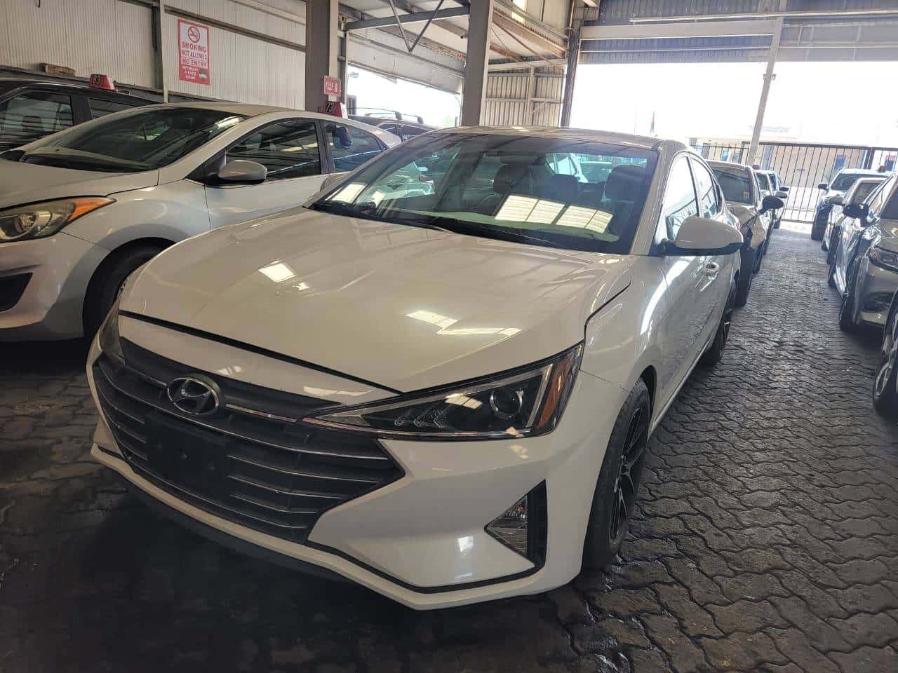 HYUNDAI ELANTRA 2020 thumbnail 3