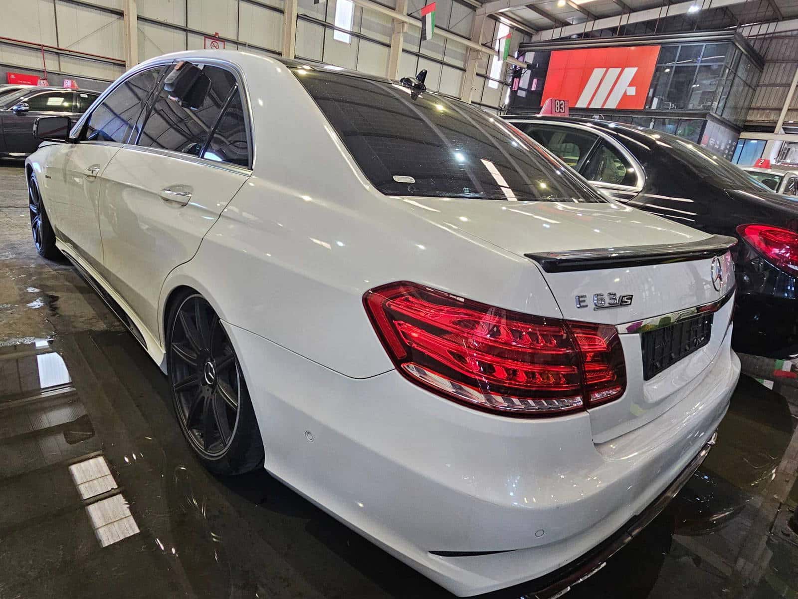 MERCEDES BENZ E 63 AMG S 2014 thumbnail 3